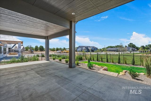 6897 E Chicken Hawk Loop, Nampa, ID 83686