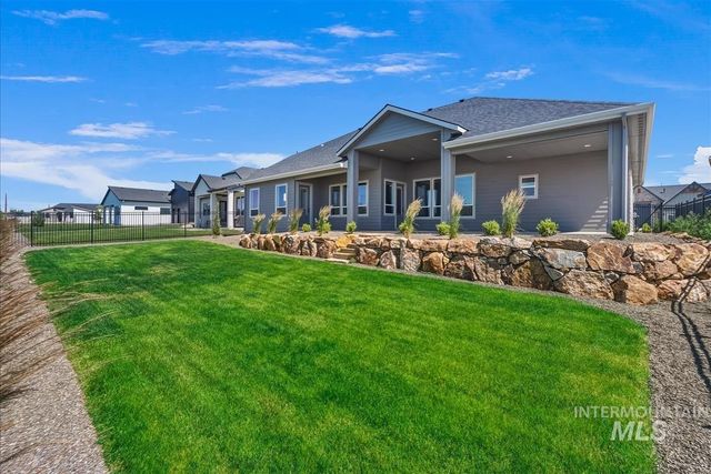 6897 E Chicken Hawk Loop, Nampa, ID 83686