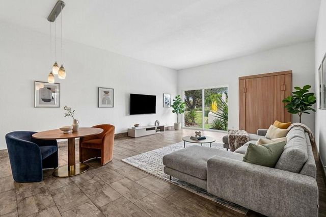 1683 Tam O Shanter Plaza, Palm Springs, CA 92264