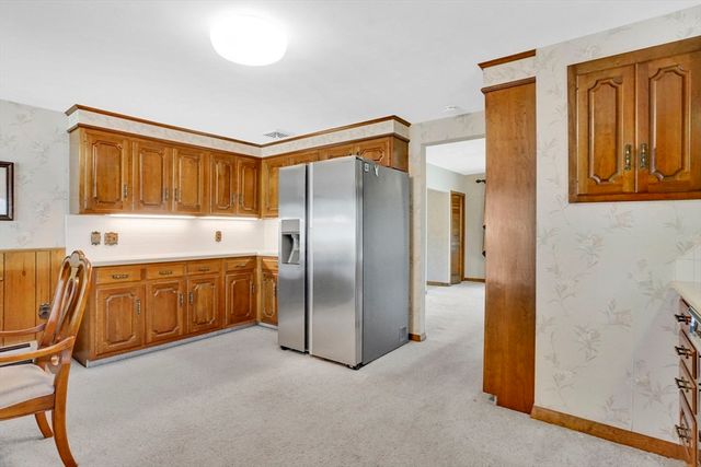 29 West St, Ludlow, MA 01056
