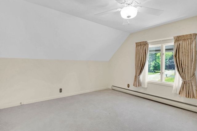 29 West St, Ludlow, MA 01056