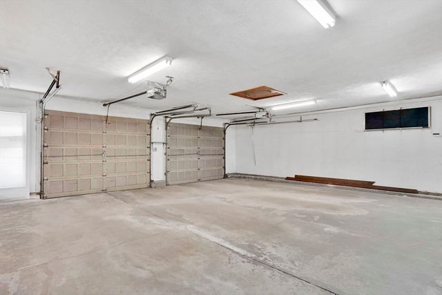 29 West St, Ludlow, MA 01056