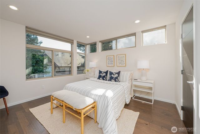 2037 NW 65th Street, Seattle, WA 98117