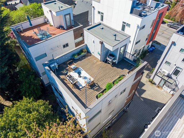 2037 NW 65th Street, Seattle, WA 98117