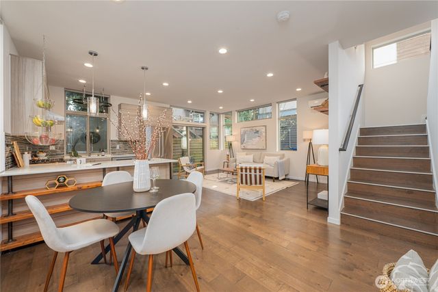 2037 NW 65th Street, Seattle, WA 98117