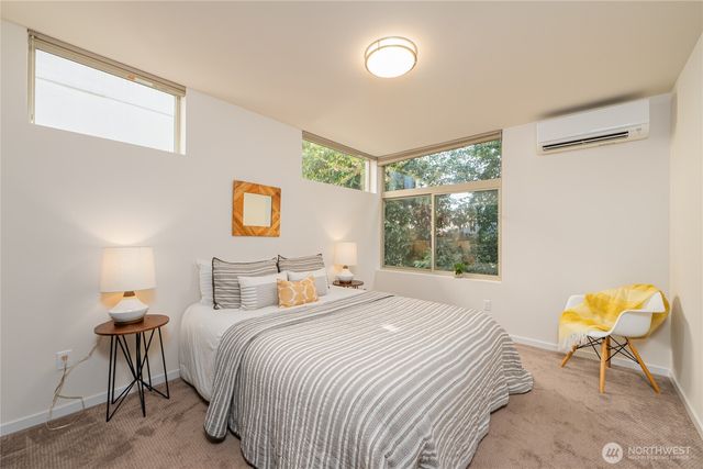 2037 NW 65th Street, Seattle, WA 98117