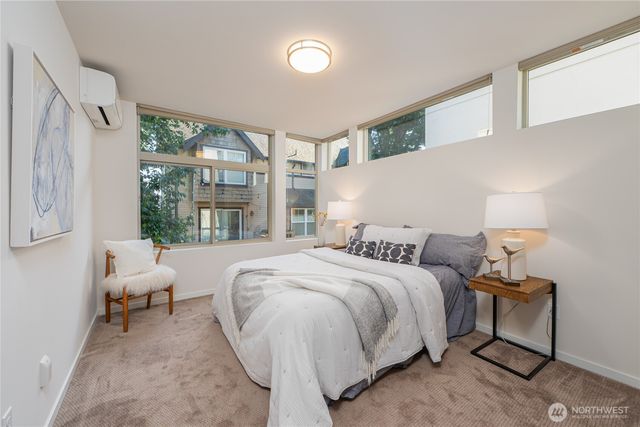 2037 NW 65th Street, Seattle, WA 98117
