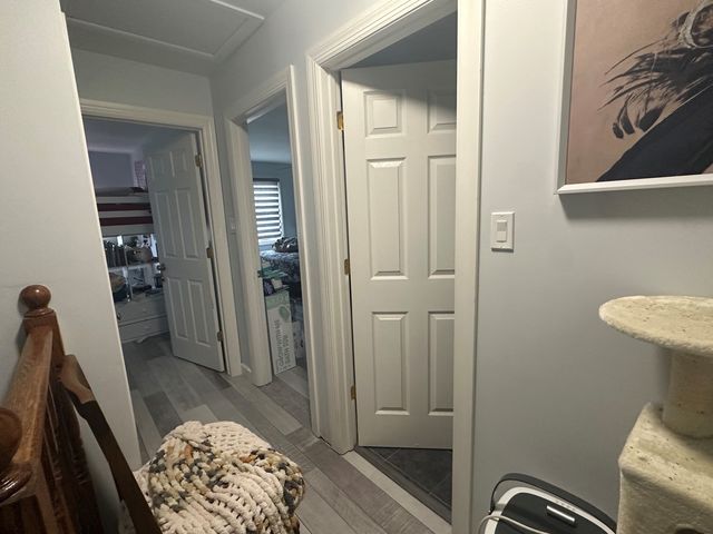 5700 Dutch Mill Court B, Hanover Park, IL 60133
