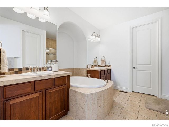 9165 Kornbrust Drive, Lone Tree, CO 80124