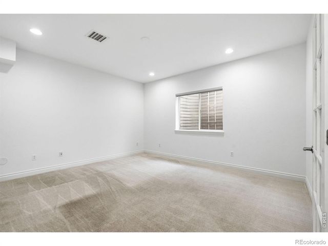 9165 Kornbrust Drive, Lone Tree, CO 80124