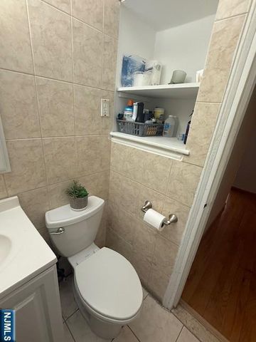 180 Hillside Avenue K1, Leonia, NJ 07605