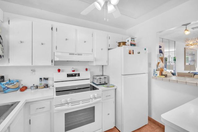 450 SE 7th Street, Dania Beach, FL 33004