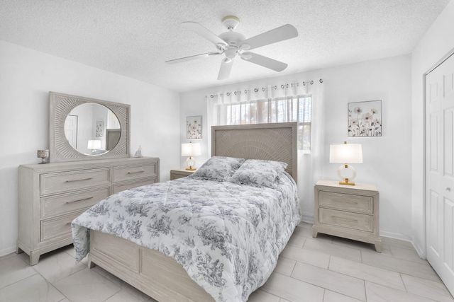 450 SE 7th Street, Dania Beach, FL 33004