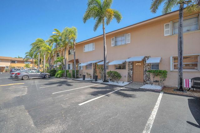 450 SE 7th Street, Dania Beach, FL 33004