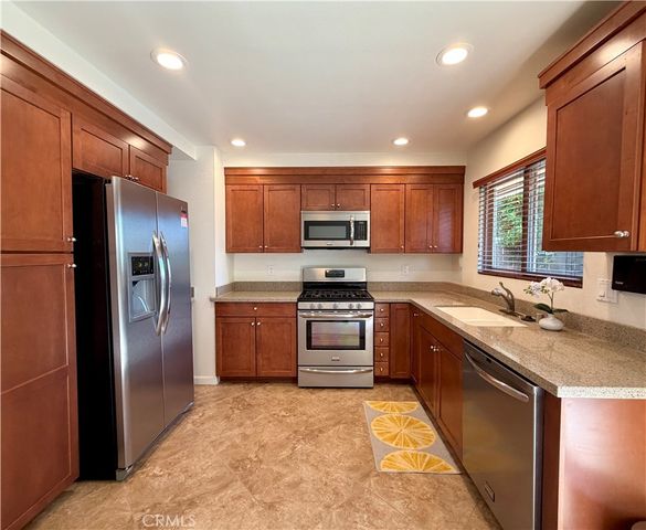 1365 Lafayette Road C, Claremont, CA 91711