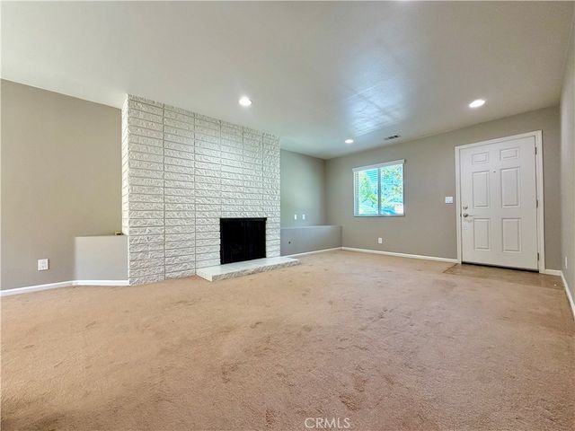 1365 Lafayette Road C, Claremont, CA 91711
