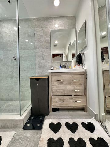 8011 SW 22nd Ct 8011, Davie, FL 33324