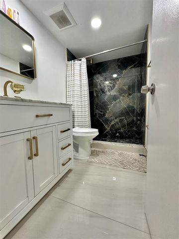 8011 SW 22nd Ct 8011, Davie, FL 33324