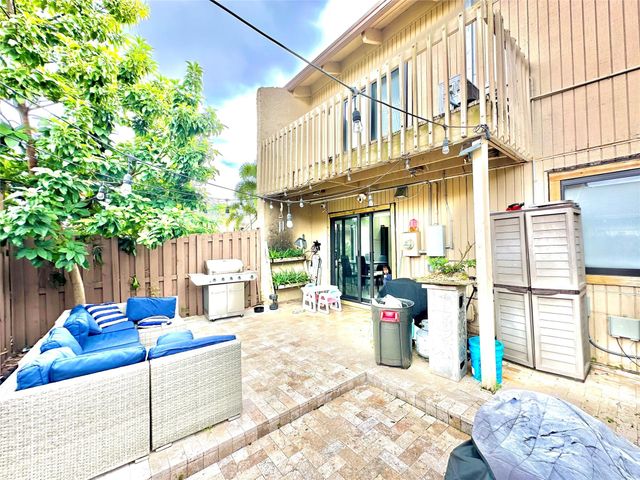 8011 SW 22nd Ct 8011, Davie, FL 33324