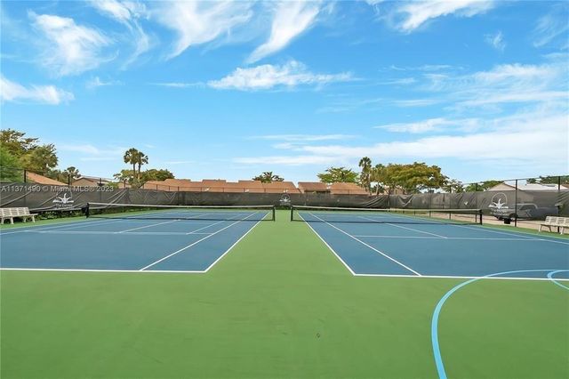 8011 SW 22nd Ct 8011, Davie, FL 33324