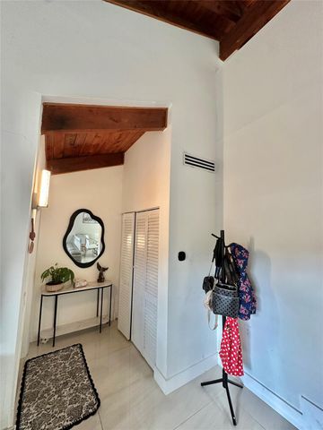 8011 SW 22nd Ct 8011, Davie, FL 33324