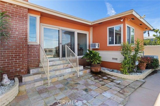5629 Brushton, Los Angeles, CA 90008