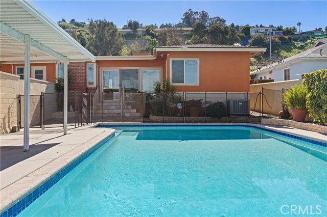 5629 Brushton, Los Angeles, CA 90008
