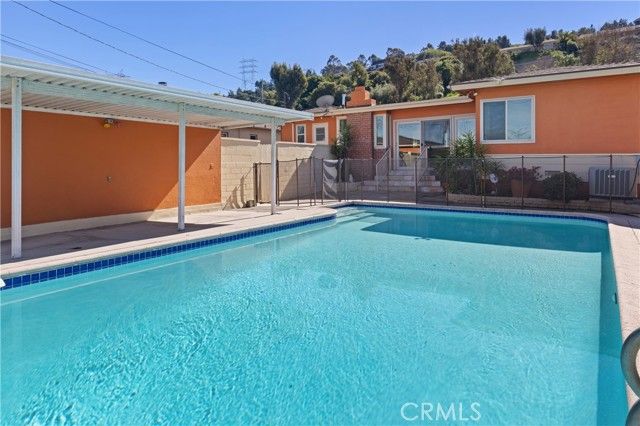 5629 Brushton, Los Angeles, CA 90008
