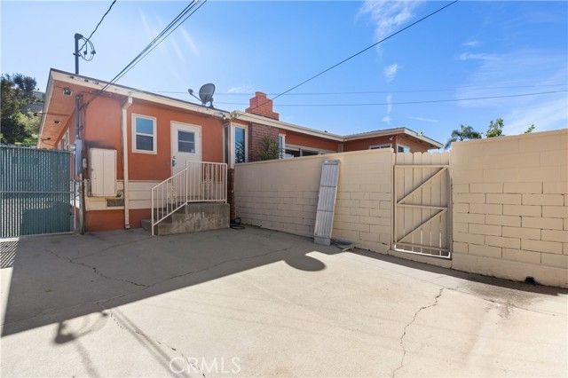 5629 Brushton, Los Angeles, CA 90008