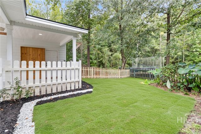 20 Jacobs Circle, Richmond Hill, GA 31324