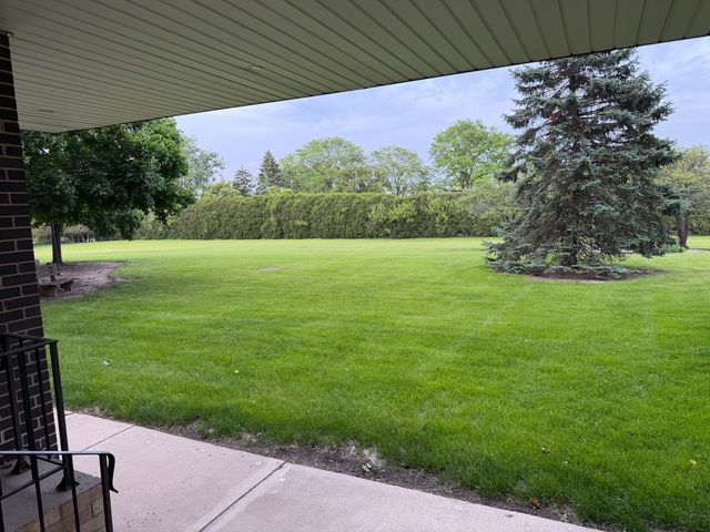 5400 Walnut Avenue 803, Downers Grove, IL 60515