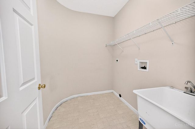 5661 Harbourside Drive, Deerfield Twp., OH 45040