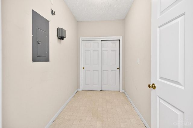 5661 Harbourside Drive, Deerfield Twp., OH 45040