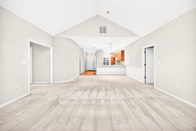 5661 Harbourside Drive, Deerfield Twp., OH 45040