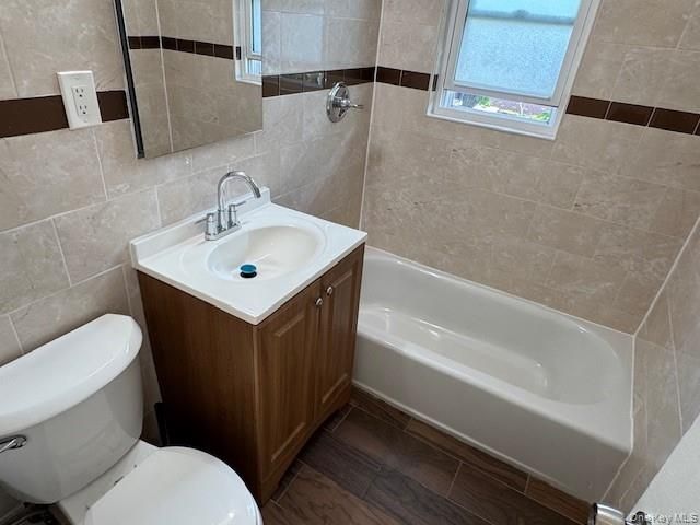 25-56 72 Street, East Elmhurst, NY 11370