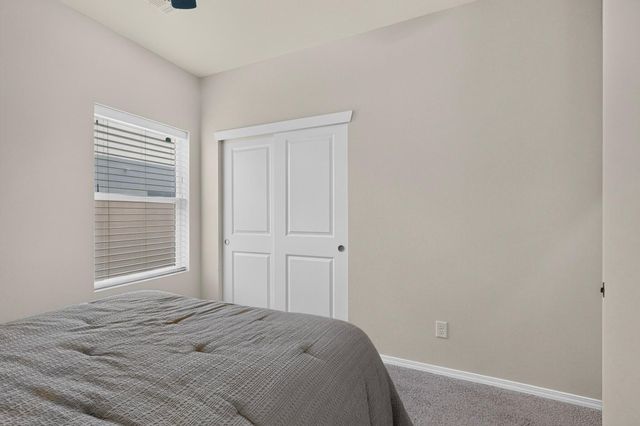 1318 Tierra Verde Loop NW, Los Lunas, NM 87031