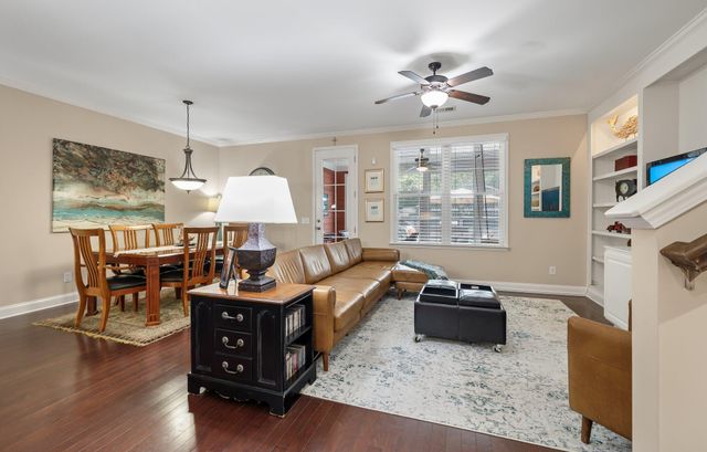 2065 Kings Gate Lane, Mount Pleasant, SC 29466