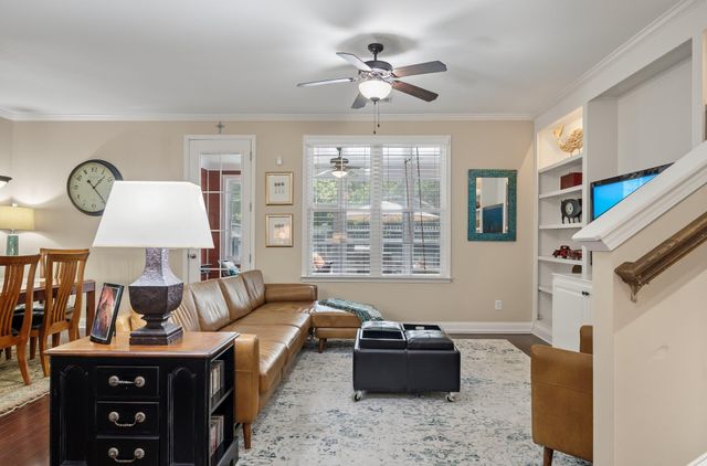 2065 Kings Gate Lane, Mount Pleasant, SC 29466