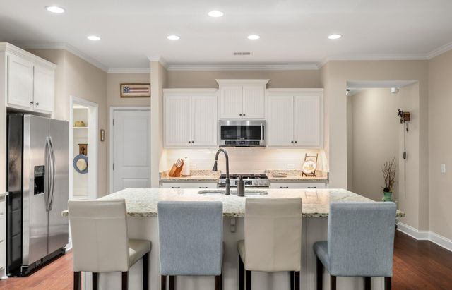 2065 Kings Gate Lane, Mount Pleasant, SC 29466