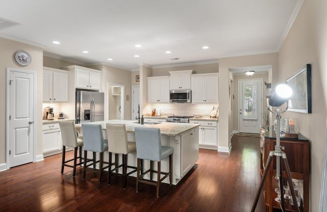 2065 Kings Gate Lane, Mount Pleasant, SC 29466