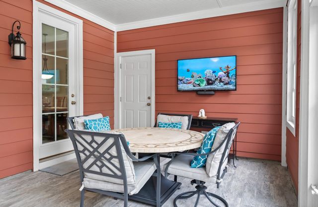 2065 Kings Gate Lane, Mount Pleasant, SC 29466