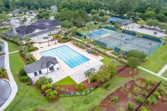 2065 Kings Gate Lane, Mount Pleasant, SC 29466