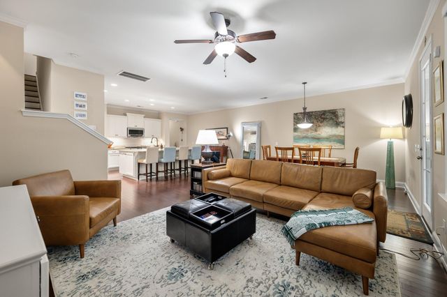 2065 Kings Gate Lane, Mount Pleasant, SC 29466