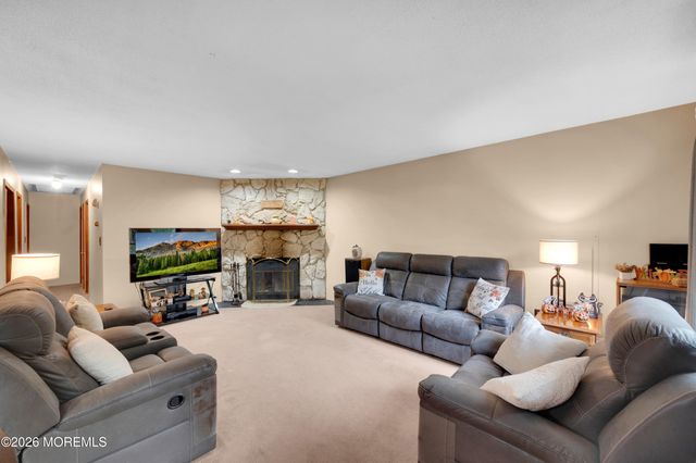 165 Sams Road, Jackson, NJ 08527