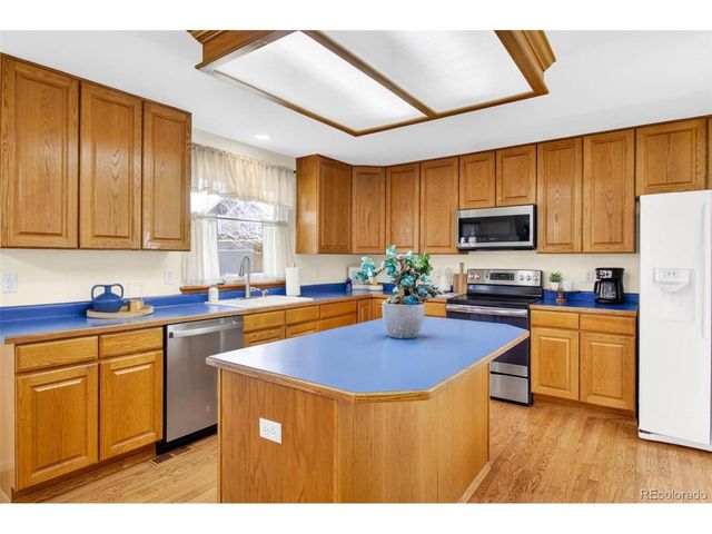 105 Wolf Creek Trl, Broomfield, CO 80020