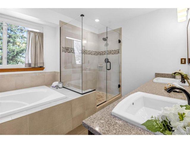 105 Wolf Creek Trl, Broomfield, CO 80020