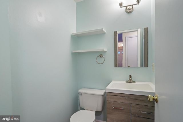 12163 FLAG HARBOR DR, Germantown, MD 20874