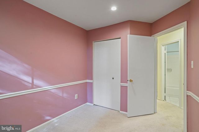 12163 FLAG HARBOR DR, Germantown, MD 20874