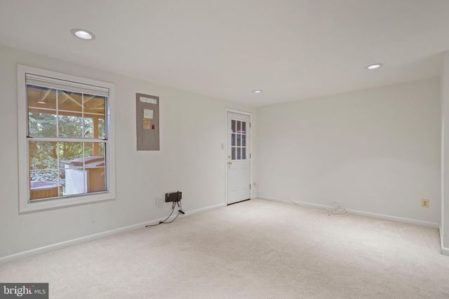 12163 FLAG HARBOR DR, Germantown, MD 20874