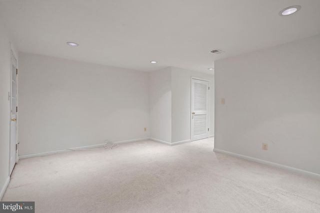 12163 FLAG HARBOR DR, Germantown, MD 20874